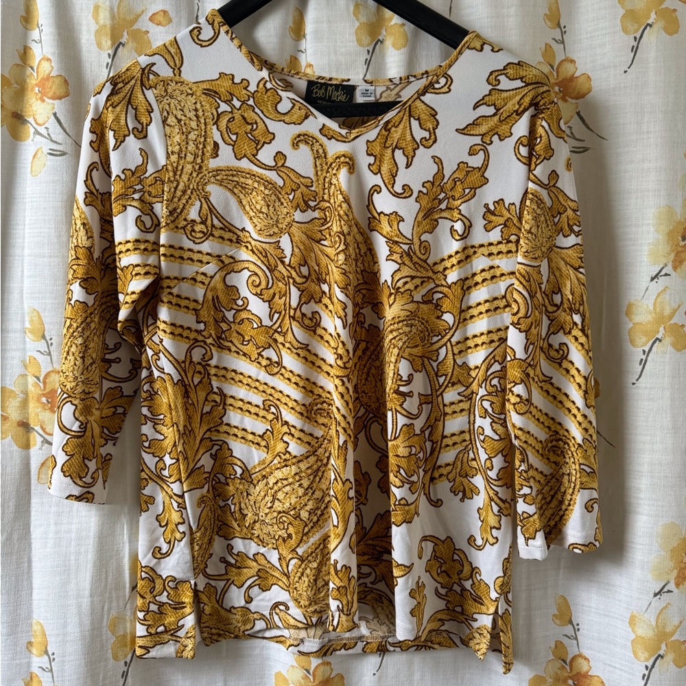 Bob Mackie Women 3/4 Sleeve V-Neck Shirt White & Gold